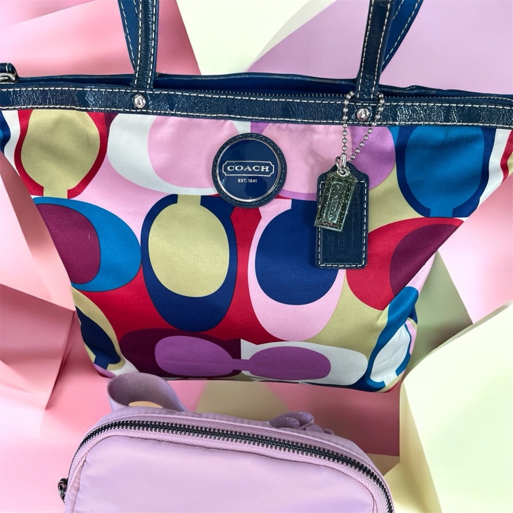 ✨Host Pick ✨ Coach Signature Multicolor Satin & Leather Tote & Bonus Belt Bag - Picture 3 of 17